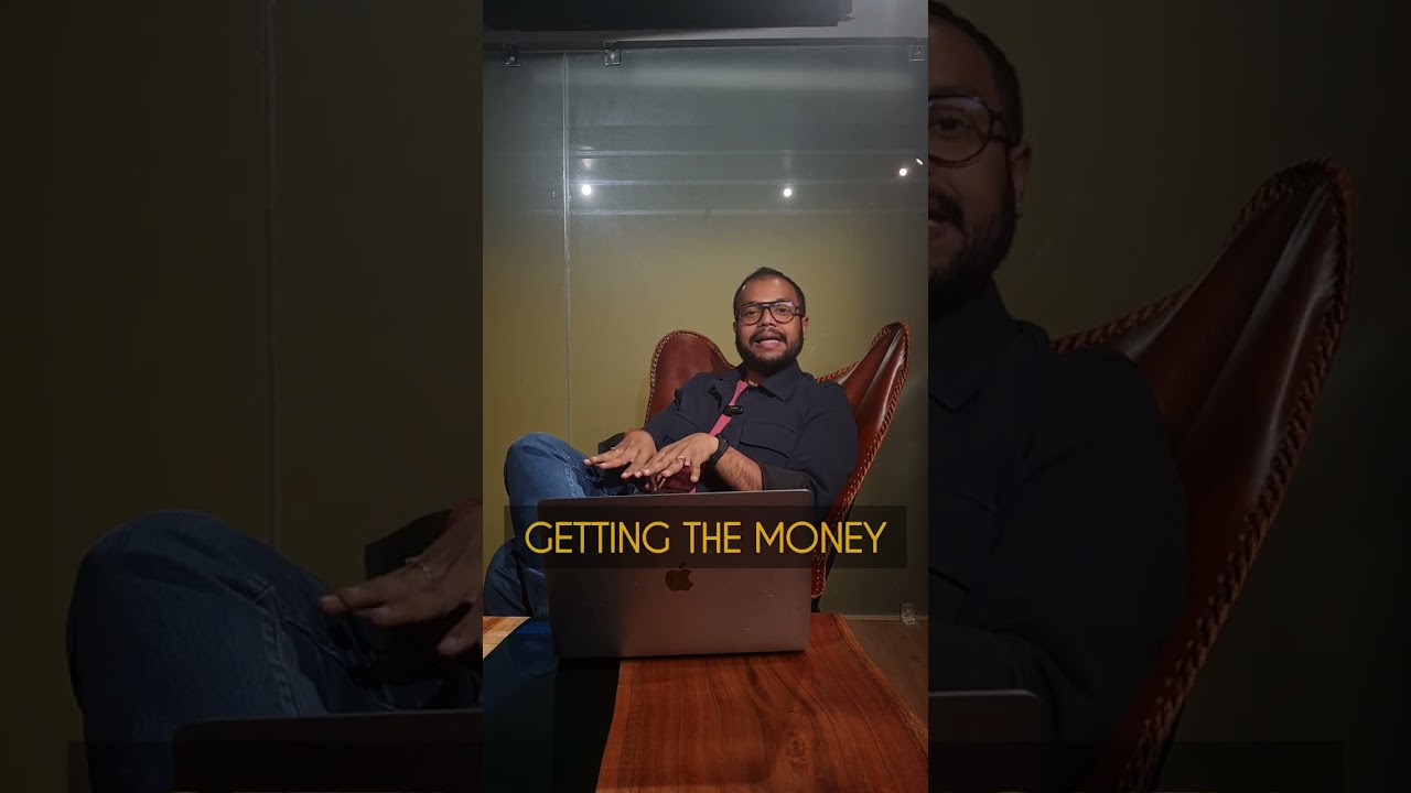 WHAT IS THE DIFFERENCE BETWEEN MARKETING AND SALES?