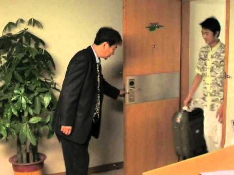 Learn Business Chinese: Checking into a Hotel