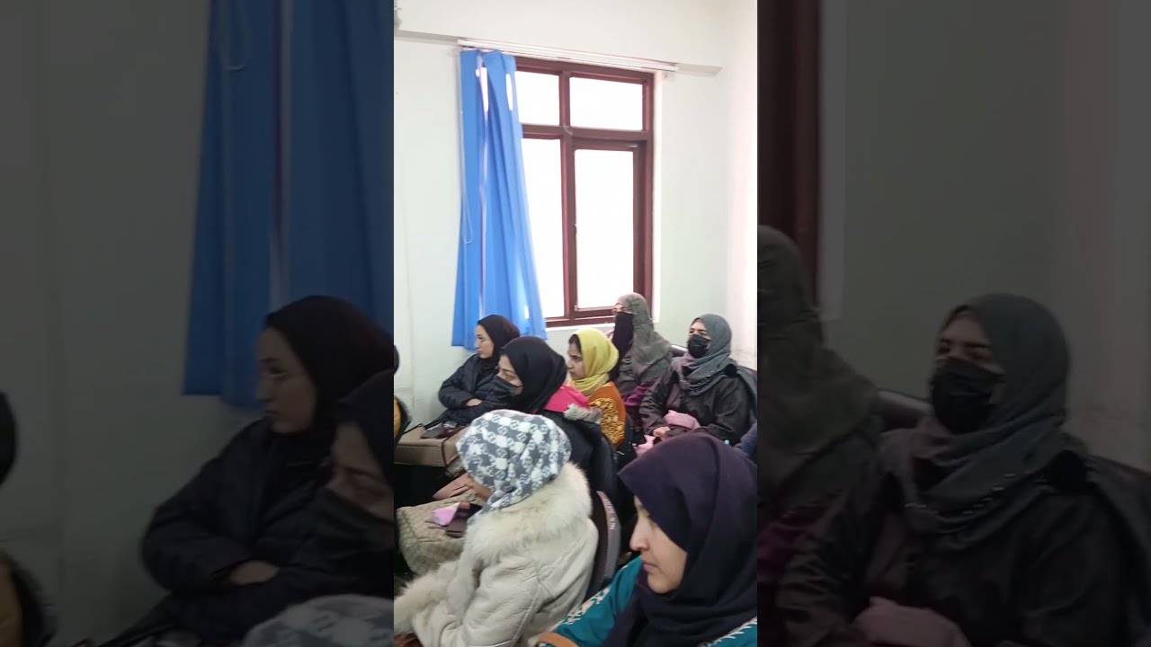 Empowering Non-Tech Students with Generative AI | Women’s College Workshop