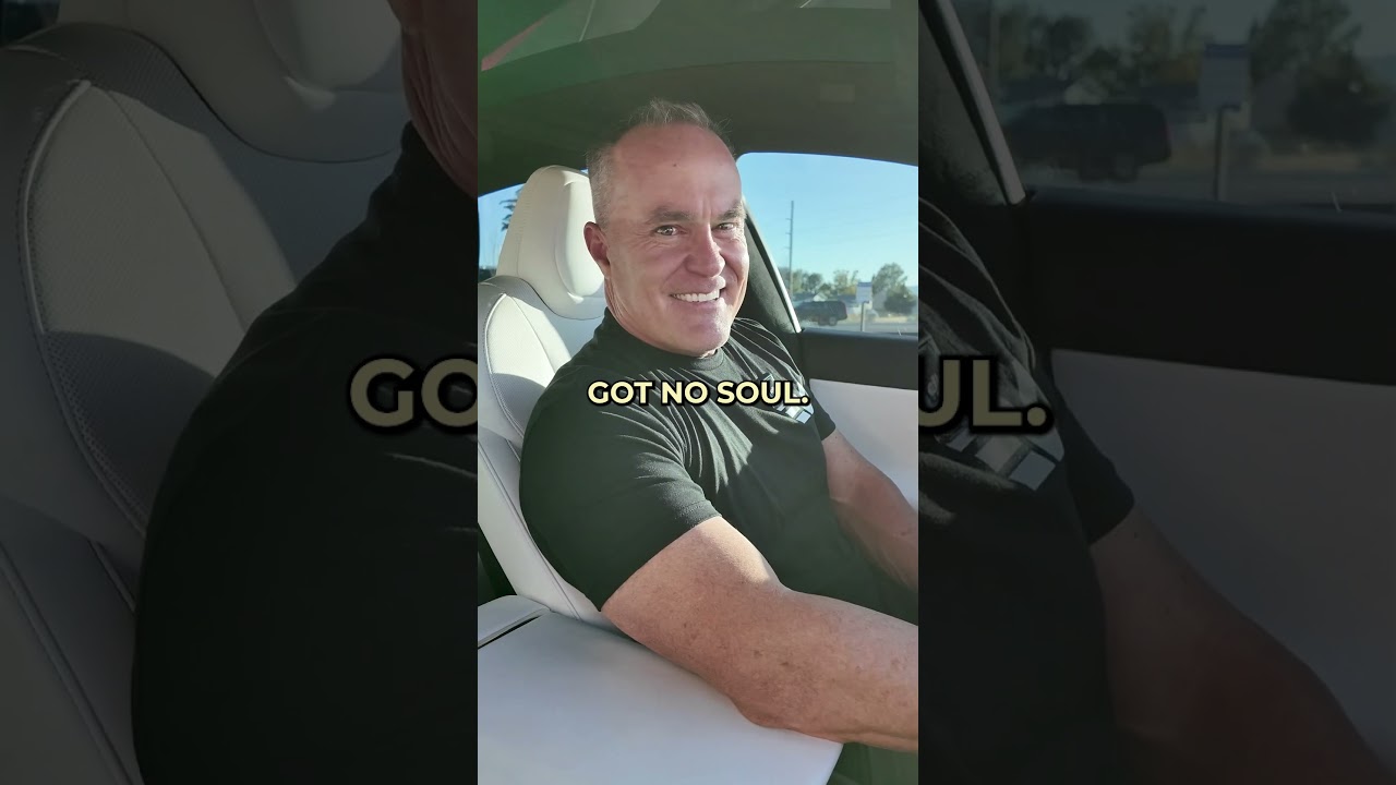 Trying Out the New Grok AI in My Tesla 🤯